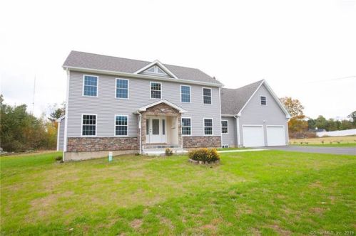107 Old Ellington Rd, East Windsor, CT 06016-9795