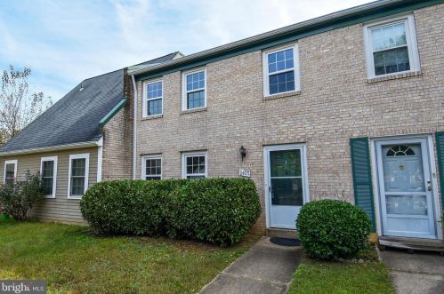 8407 Dampier Ct, Springfield, VA 22153-3411