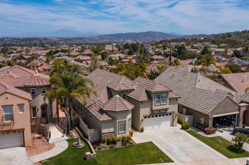 44541 Kingston Dr, Temecula, CA 92592-5622