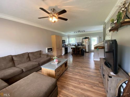 145 Governor Ln, Temple, GA 30179-3168