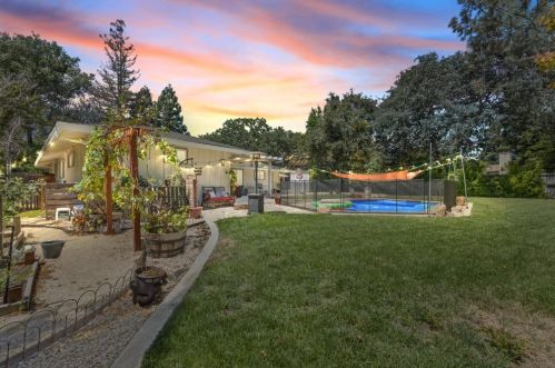 171 Berry Creek Dr, Folsom, CA 95630-1907