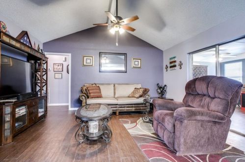 5110 3rd St, Danbury, TX 77534-9719