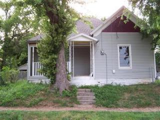 536 Broadway Ave, Springfield MO  65806-1733 exterior