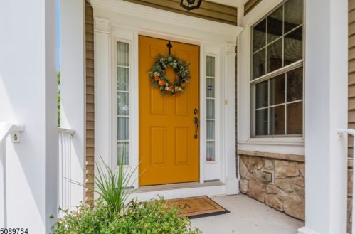 82 Bedford Dr, Montgomery, NJ 08558-2426
