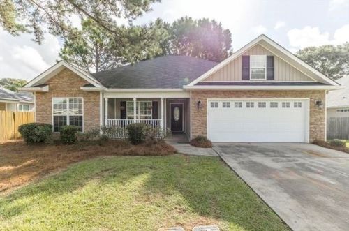 104 Manorwood Ln, Kathleen, GA 31047-4154