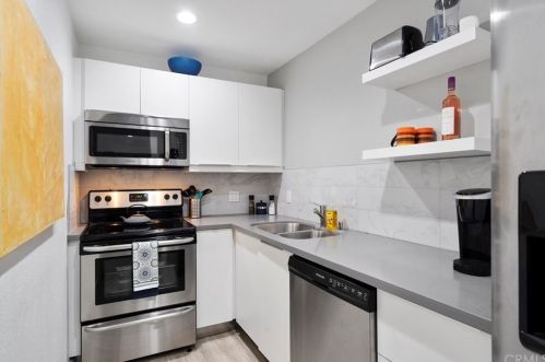 470 Villa Ct, Palm Springs, CA 92262-0669