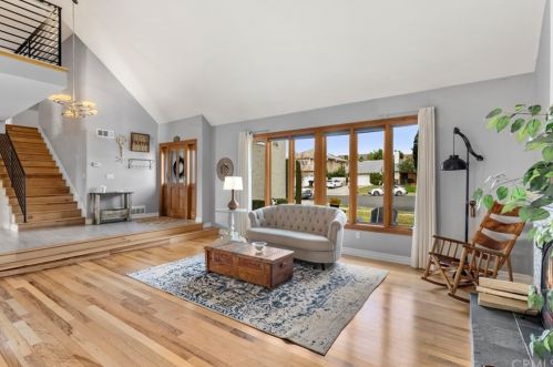 318 Garfield Ave, Placentia, CA 92870-1922