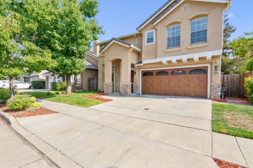 4230 Verdigris Cir, San Jose, CA 95134-1545