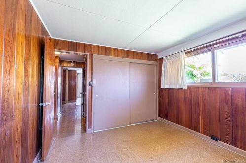 1443 Haloa Dr, Honolulu HI  96818-1945 exterior
