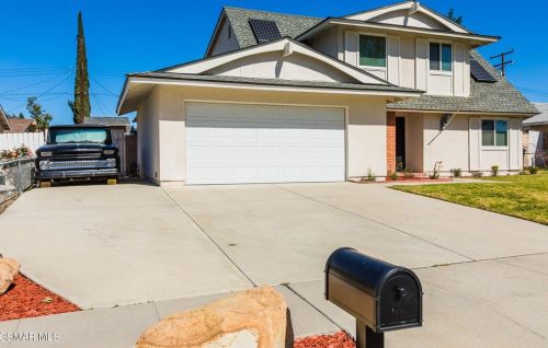 2149 Rhoda St, Simi Valley, CA 93065-3538