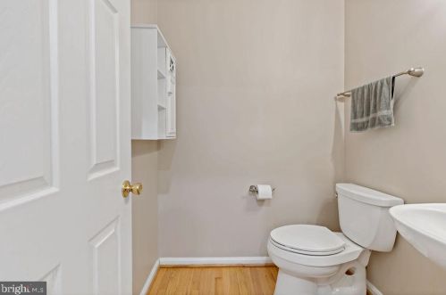 409 Prospect Hl Blvd, Charles Town WV 25414-5497 exterior