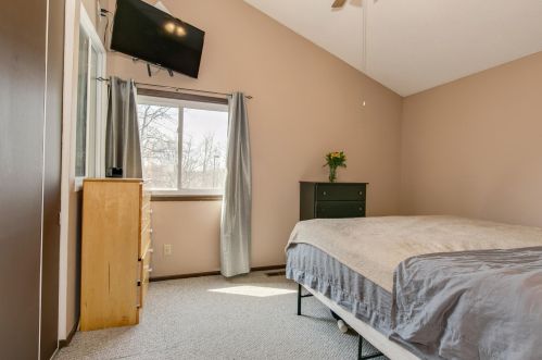 3967 Granada Ave, Saint Paul MN  55128-2847 exterior