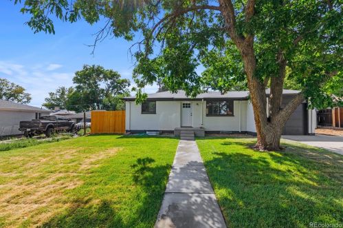 7949 Mona Ct, Denver, CO 80221-4060