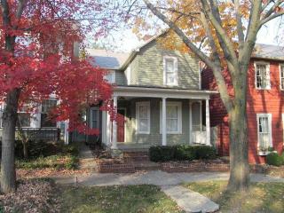 217 Wheeling St, Lancaster, OH 43130-3735