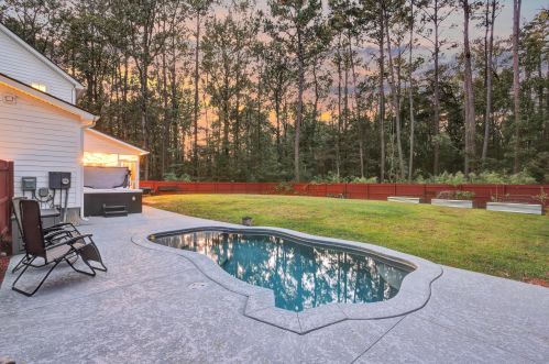 6190 Button Bush Dr, Ravenel, SC 29470-5381
