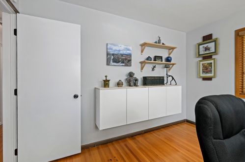 1007 Edgewater Ave, Saint Paul MN  55126-8119 exterior