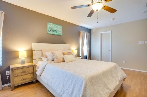 4856 Parkview Hills Ln, Fort Worth TX  76179-4179 exterior