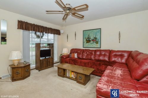 10155 Hibiscus Dr, Orland Park, IL 60462-3029