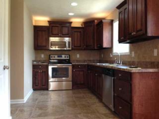 703 Circle Dr, Tullahoma TN  37388-3051 exterior