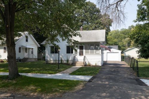 1391 Alaska Ave, Saint Paul MN  55116-2339 exterior