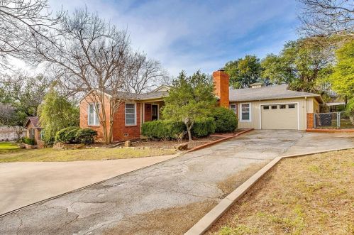 6424 Waverly Way, Fort Worth TX  76116-5405 exterior