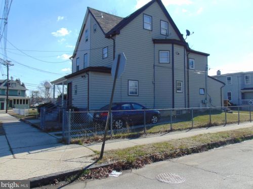 3502 Rosedale Ave, Camden, NJ 08105-2531