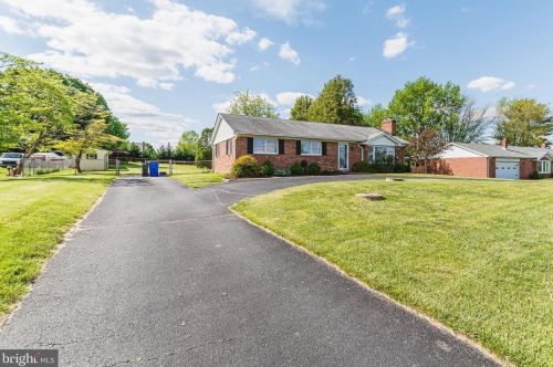 2418 Fairview Dr, Forest Hill, MD 21050-1634