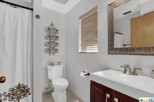 342 Tailwind Dr, Seguin TX 78155-0769 exterior