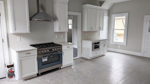 207 Corlies Ave, Tinton Falls NJ  07711-1047 exterior