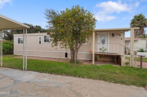 3630 Avocado Ln, Oxnard, CA 93033-6814