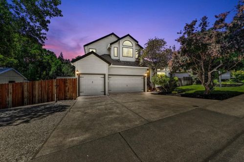 314 Randall Dr, Folsom, CA 95630-2336