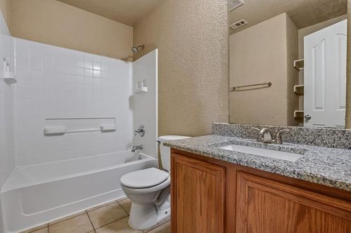 10520 Winding Passage Way, Fort Worth TX  76131-3988 exterior