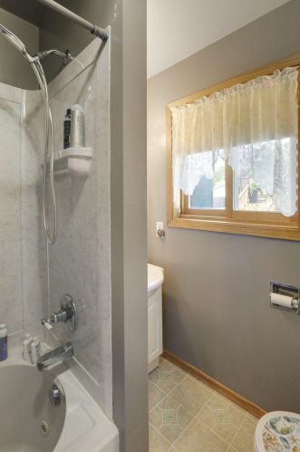 1205 Junction Ave, Saint Paul MN  55109-3433 exterior