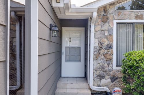 3503 Valley Oaks Rd, Lithonia, GA 30038-2763