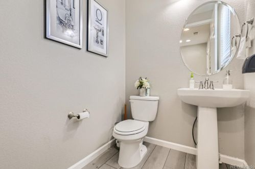 25512 Bayaud Pl, Aurora CO  80018 exterior