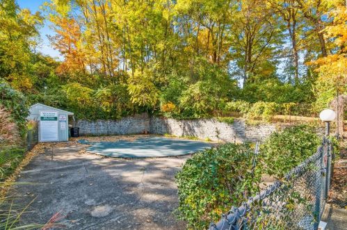 399 Galbraith Rd, Cincinnati OH  45215-5038 exterior