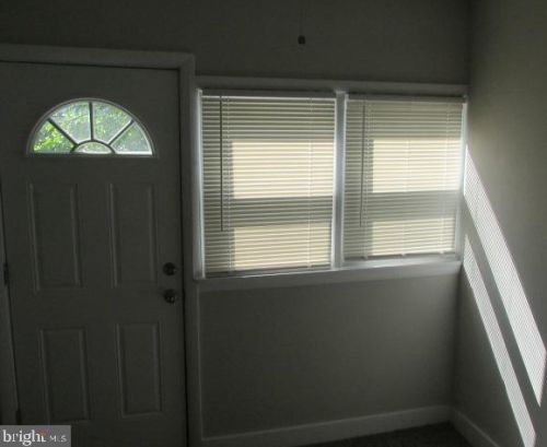 1057 Lalor St, Trenton NJ  08610-6334 exterior