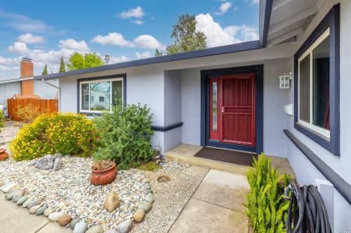 743 Blue Ridge Ln, Vacaville, CA 95688-2022