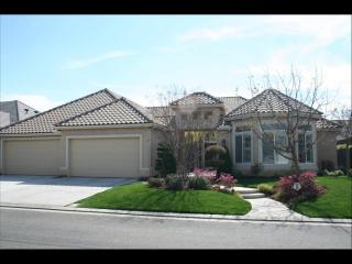 1603 Golden Valley Way, Fresno, CA 93730-3599