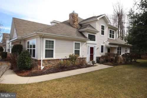 67 Wiltshire Dr, Trenton, NJ 08648-2584
