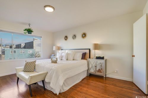 447 Girard St, San Francisco CA 94134-2109 exterior