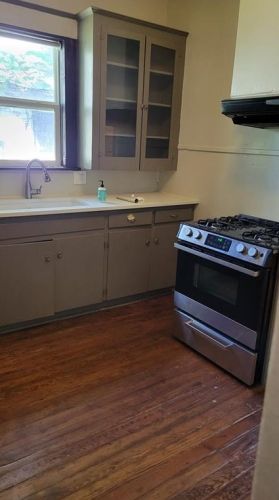 1913 Cesar Chavez St, Austin TX  78702-4501 exterior