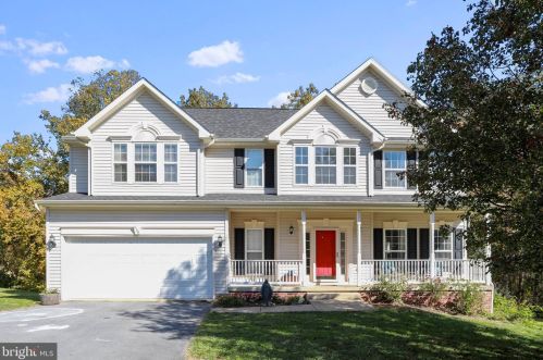 436 Spyglass Hill Dr, Charles Town, WV 25414-4053