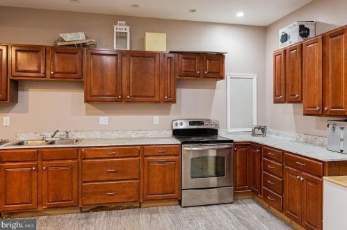 2355 View Rd, Lancaster PA  17602-1844 exterior