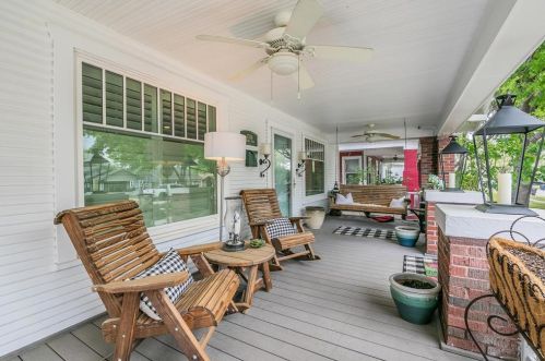 1704 Virginia Pl, Fort Worth TX  76107-2434 exterior