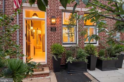 718 22nd St, Philadelphia PA 19130-0027 exterior