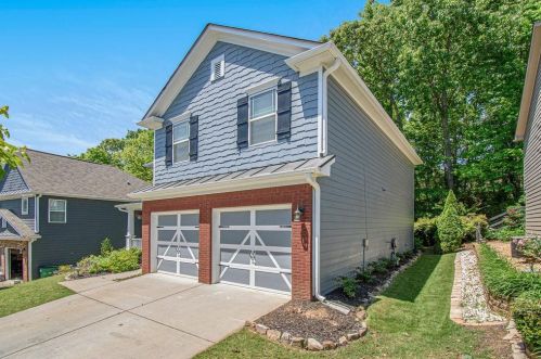 125 Stoney Creek Pkwy, Holly Springs, GA 30188-1689
