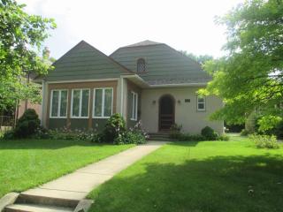 232 Guard St, Rockford, IL 61103-7118