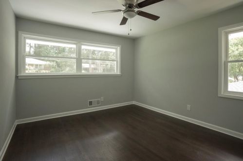 1733 Holly Ln, Atlanta GA  30329-3523 exterior