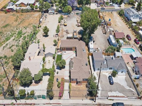 14687 Plummer St, Van Nuys, CA 91402-1016